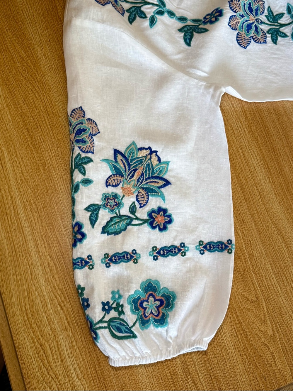 Linen Blouse - Picture 4 of 6